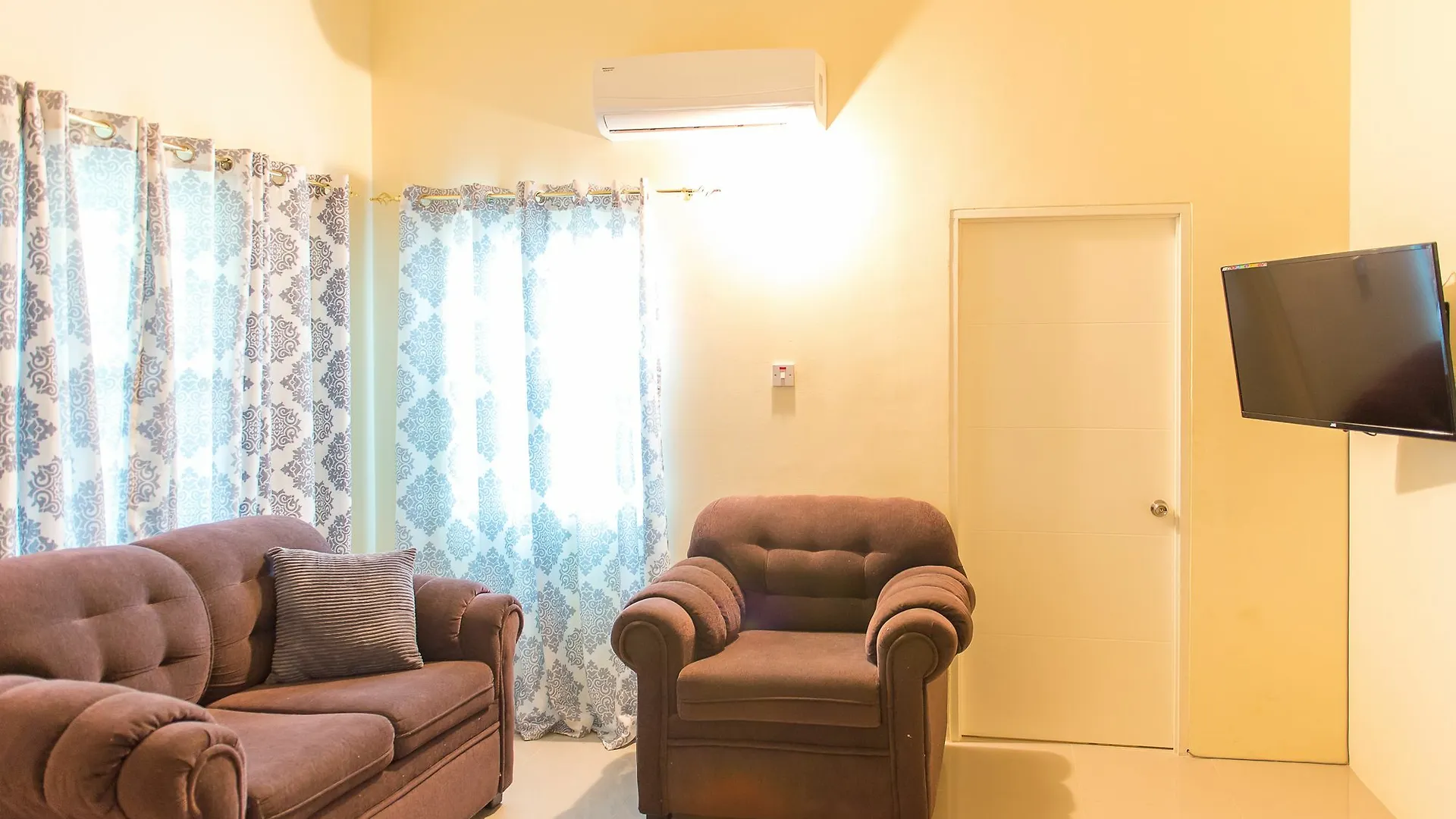 Draxhall Manor Holiday Homes 奥乔里奥斯